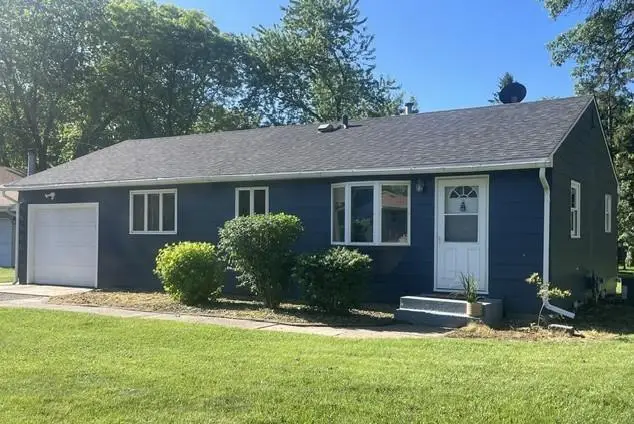 440 106th Avenue Nw, Coon Rapids, MN 55448 - #1