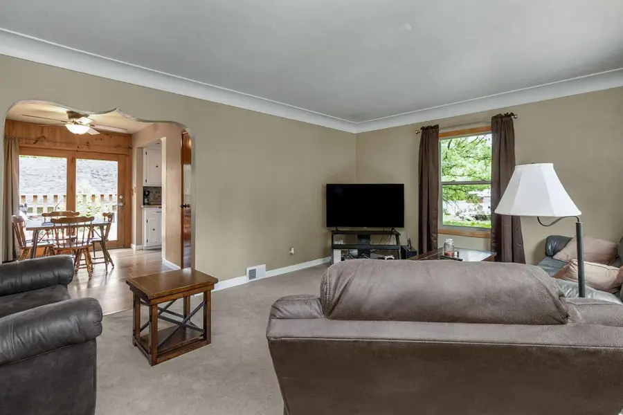 2087 Eldridge Avenue E, North Saint Paul, MN 55109 - #3