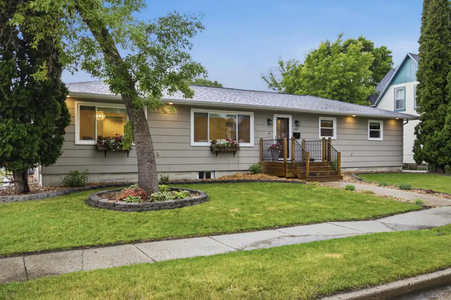 455 16th Avenue S, Fargo, ND 58103 - #2