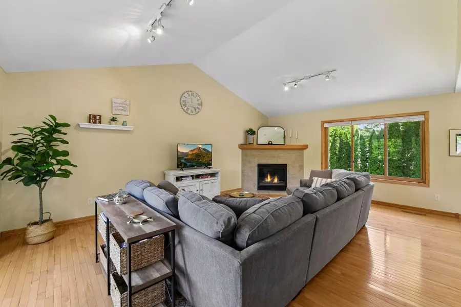 4208 Walnut Road, Saint Bonifacius, MN 55375 - #3