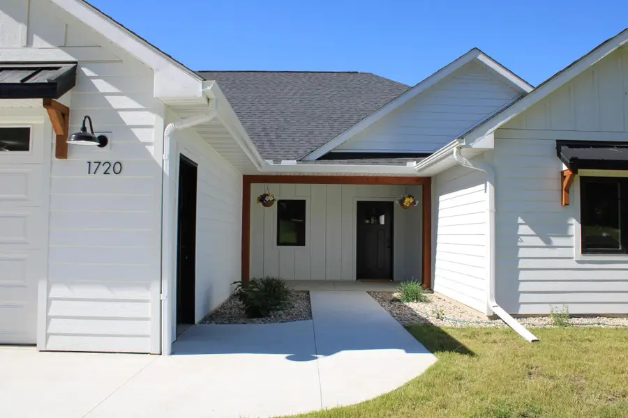 1720 High Tail Lane, Mankato, MN 56001 - #2