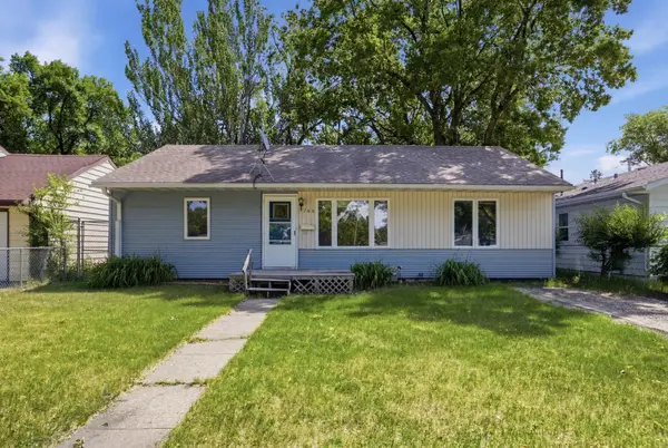 708 19th Street N, Moorhead, MN 56560