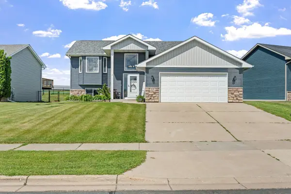 816 Cologne Lane, Waverly, MN 55390