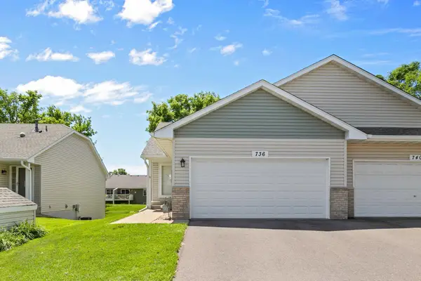 736 86th Lane Nw, Coon Rapids, MN 55433