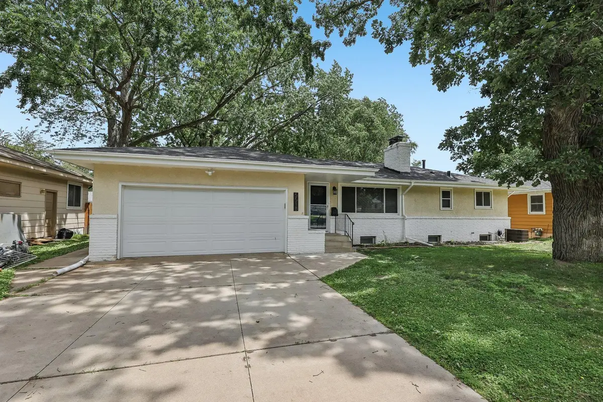5518 Regent Avenue N, Crystal, MN 55429 - #1