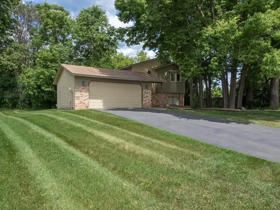 2700 98th Avenue N, Brooklyn Park, MN 55444 - #2