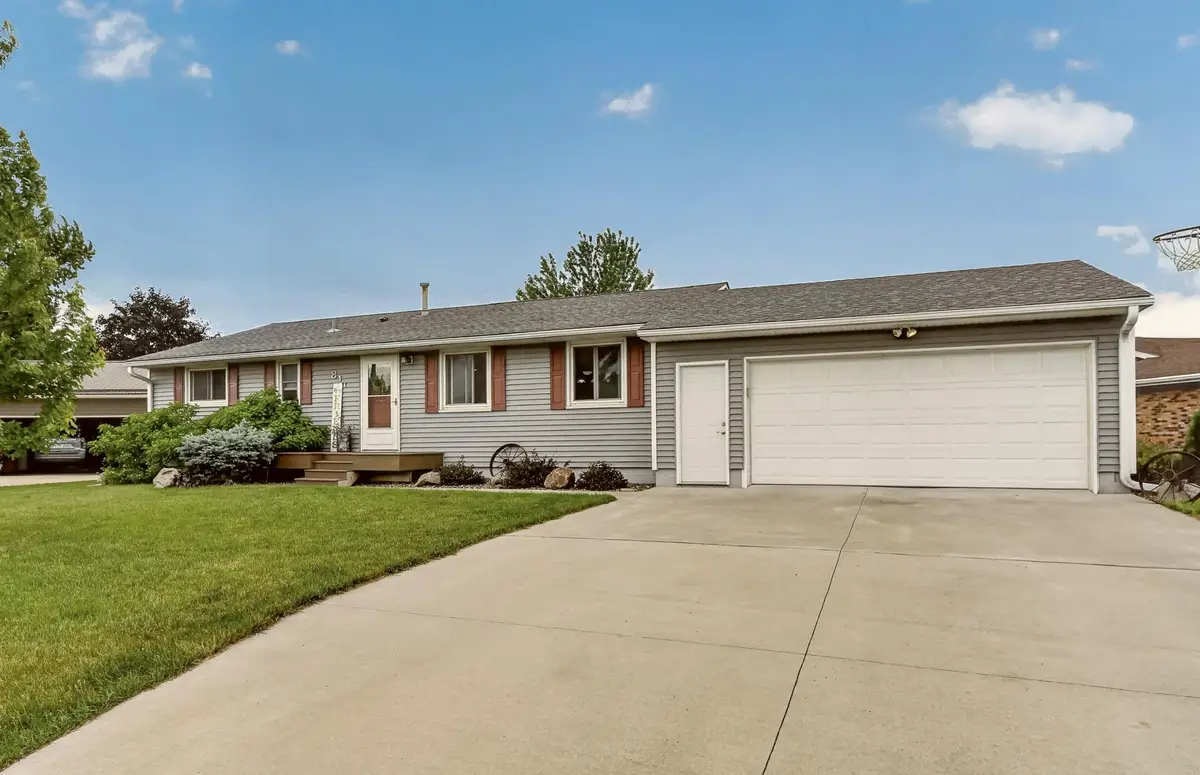 811 3rd Avenue Se, Stewartville, MN 55976 - #1