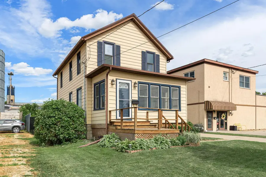 422 1st Avenue Se, Stewartville, MN 55976 - #3