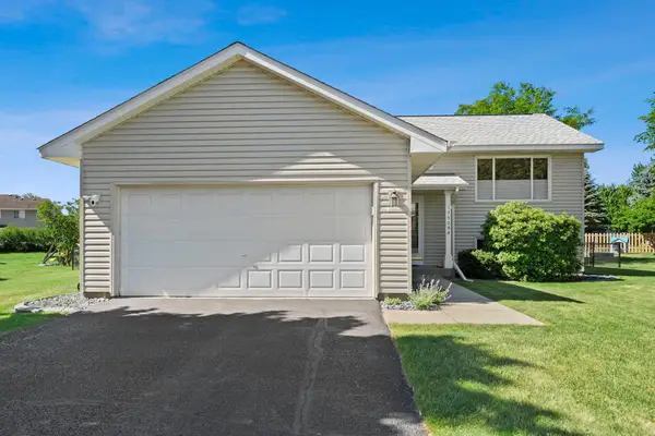 17509 Five Oaks Drive, Farmington, MN 55024