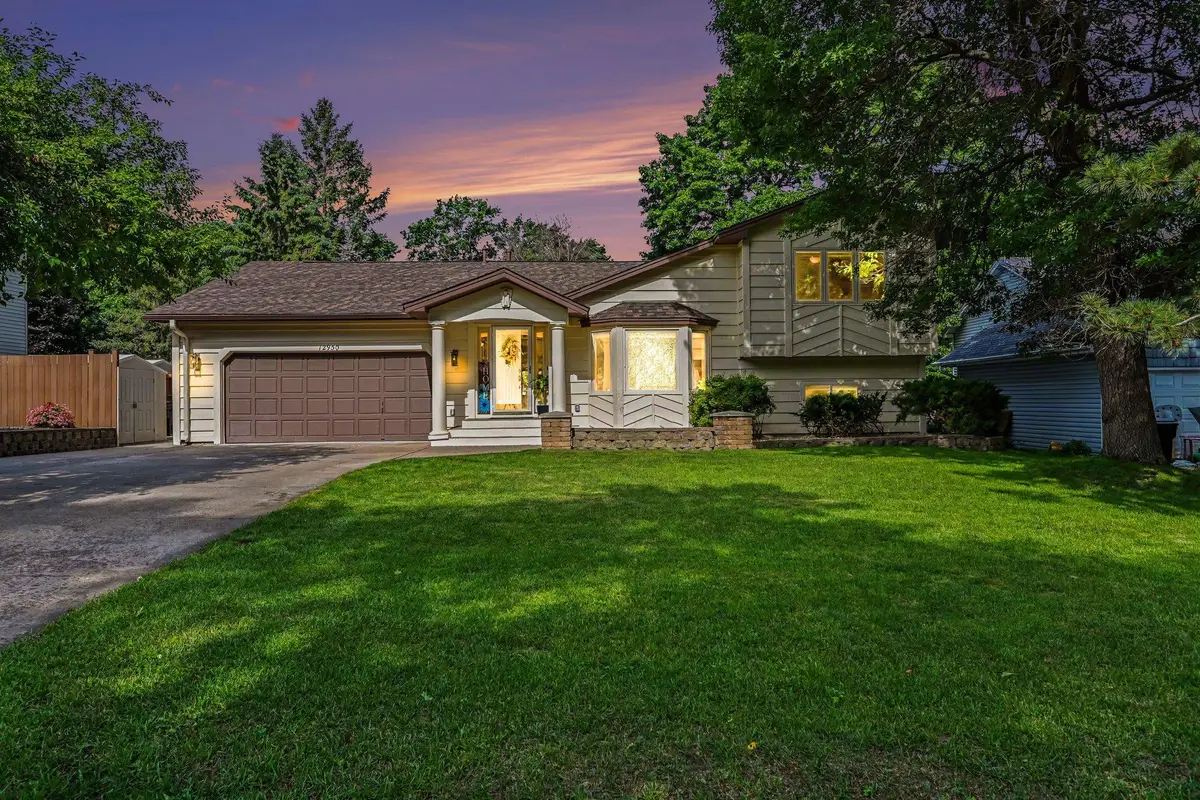 12950 Linnet Street Nw, Coon Rapids, MN 55448 - #1