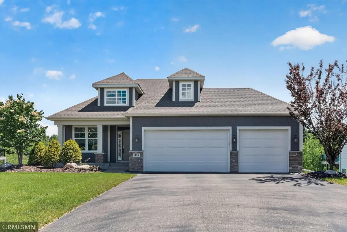 1144 Pine Hill Lane, Vadnais Heights, MN 55127 - #1