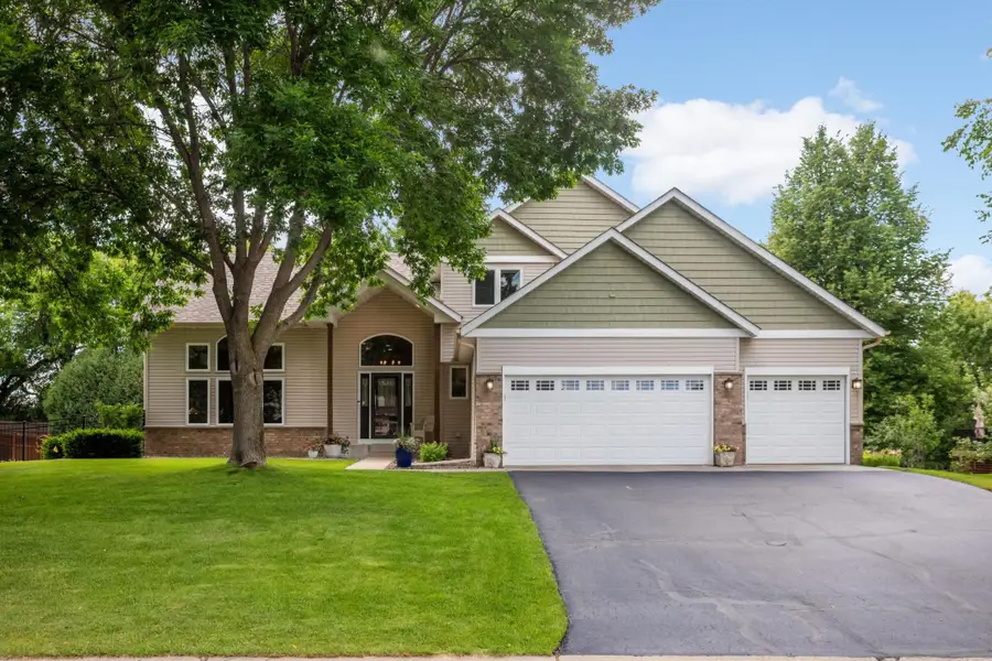 20439 Islandview Circle, Lakeville, MN 55044 - #2