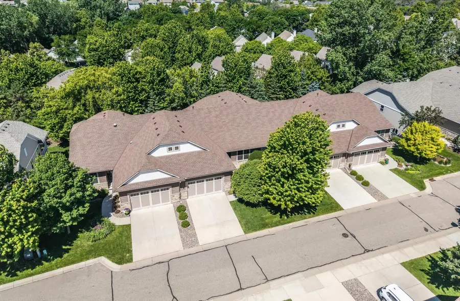 8619 Lake Riley Drive, Chanhassen, MN 55317 - #2