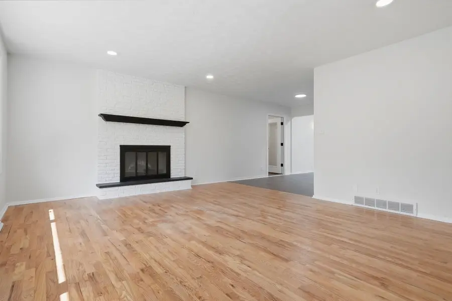 2618 Southlawn Drive, Maplewood, MN 55109 - #3
