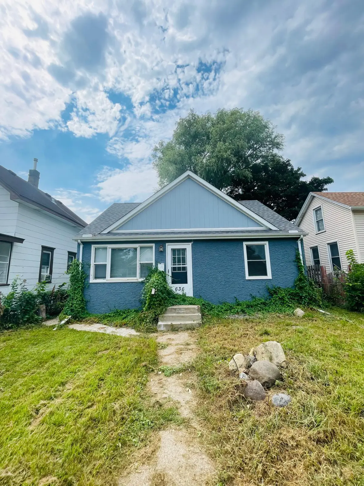 636 3rd Avenue S, South Saint Paul, MN 55075 - #1