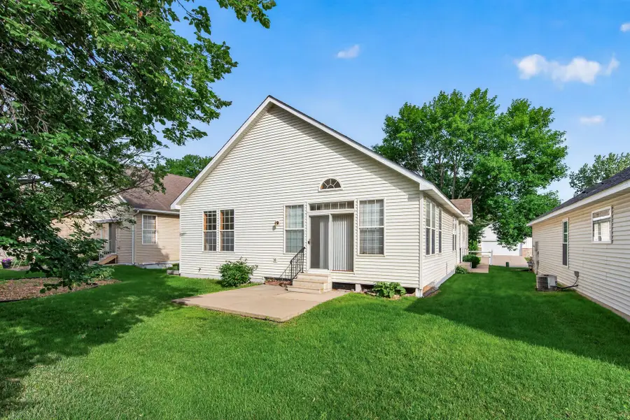442 Meadowood Lane, Burnsville, MN 55337 - #3