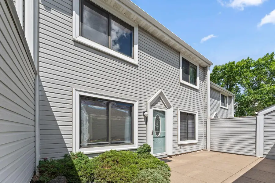 943 Sylvia Lane, Shoreview, MN 55126 - #2