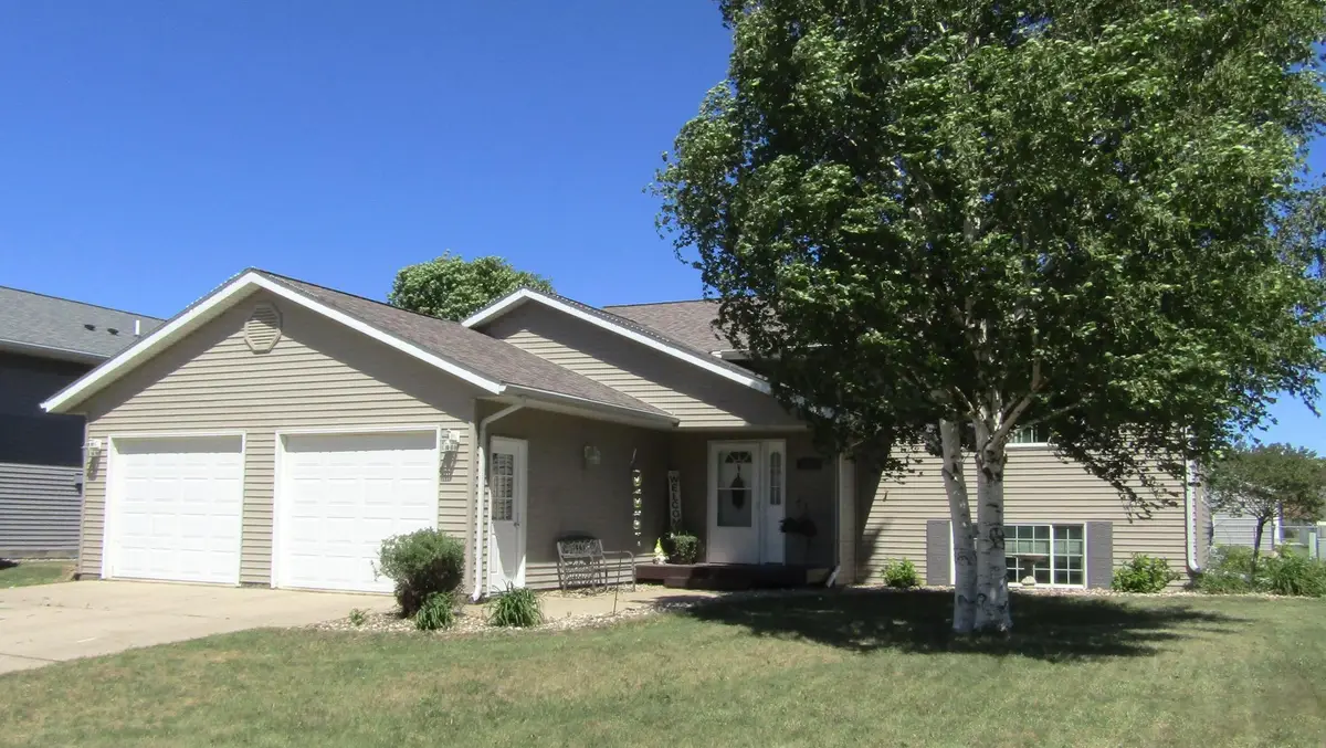 217 London Road, Marshall, MN 56258 - #1