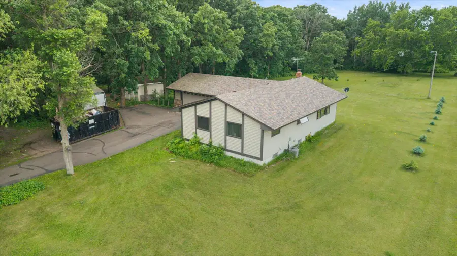8210 Oakwood Drive Se, Becker, MN 55319 - #2