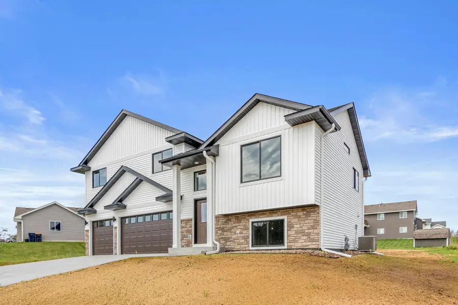 829 N Grant Street, Ellsworth, WI 54011 - #2