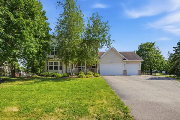 9260 Icosa Street, Lakeville, MN 55044
