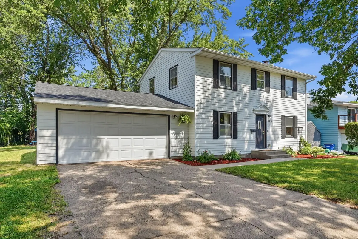 1041 23rd Avenue N, Saint Cloud, MN 56303 - #1