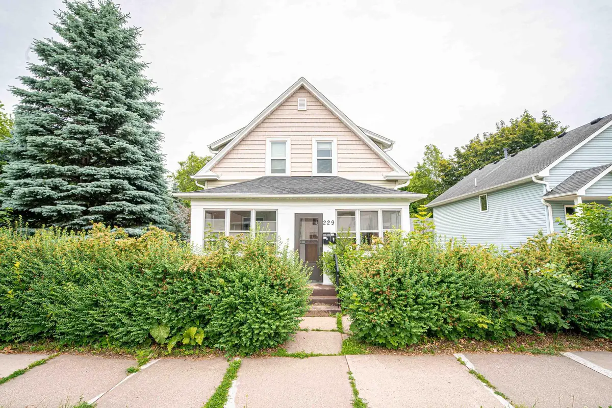 229 2nd Avenue S, South Saint Paul, MN 55075 - #1