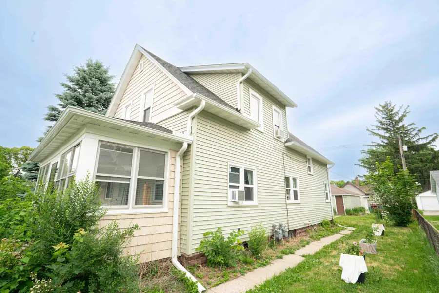 229 2nd Avenue S, South Saint Paul, MN 55075 - #2