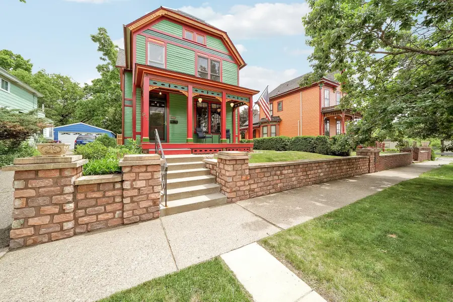 280 Duke Street, Saint Paul, MN 55102 - #2