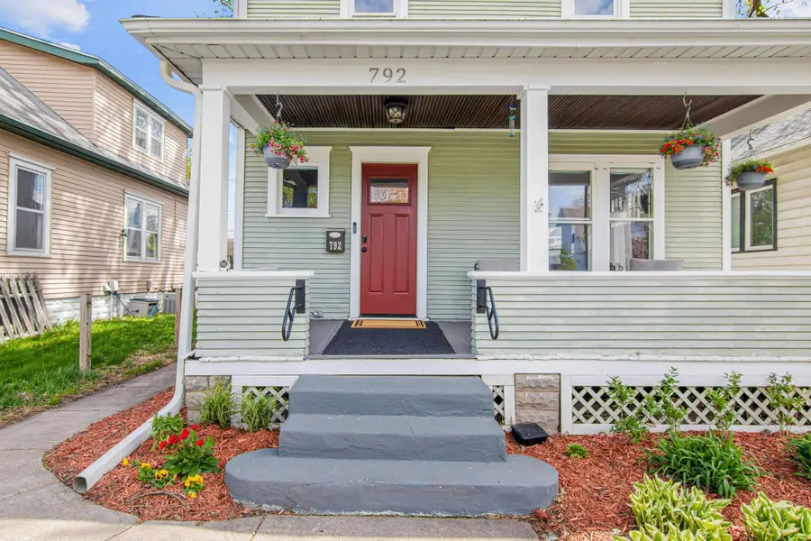 792 Smith Avenue S, Saint Paul, MN 55107 - #3