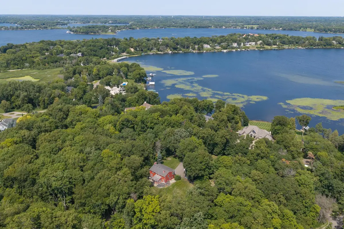 2530 Old Beach Road, Wayzata, MN 55391 - #1
