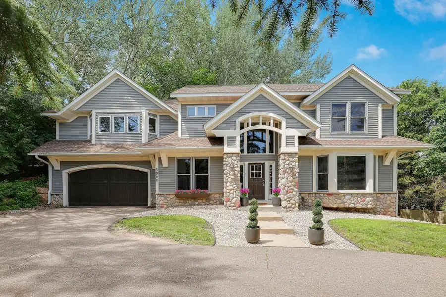 5900 Vernon Avenue S, Edina, MN 55436 - #3