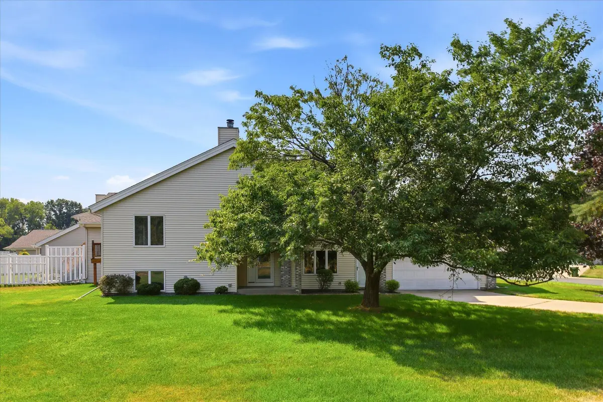 5758 Heather Ridge Drive, Shoreview, MN 55126 - #1