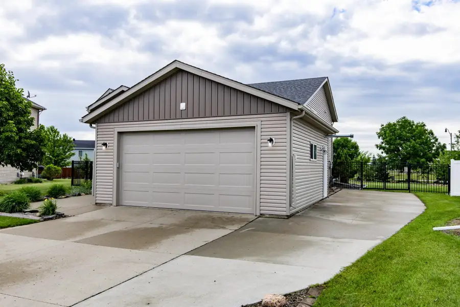 1237 Diversion Drive, West Fargo, ND 58078 - #3
