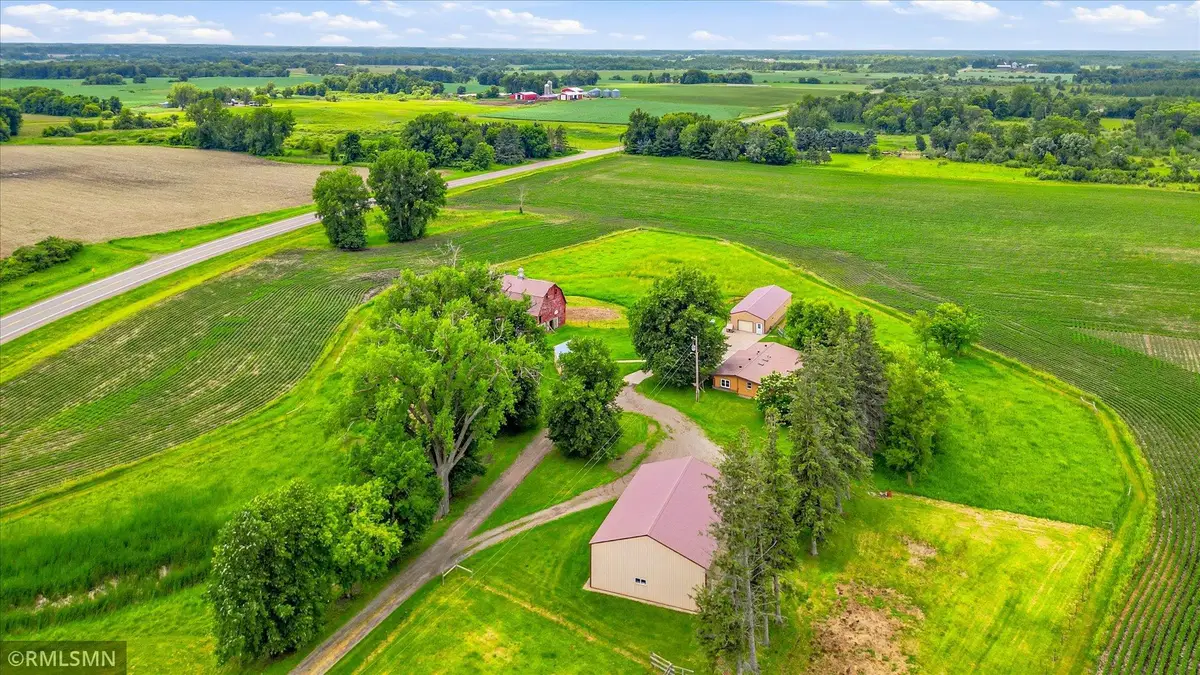 41806 Davenport Street Ne, Braham, MN 55006 - #1