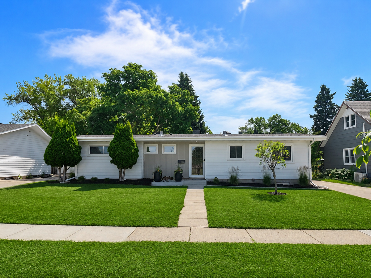 1818 16th Street S, Fargo, ND 58103 - #1