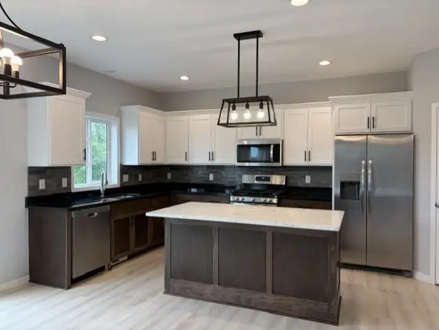 987 45th Avenue Ne, Saint Cloud, MN 56304 - #3