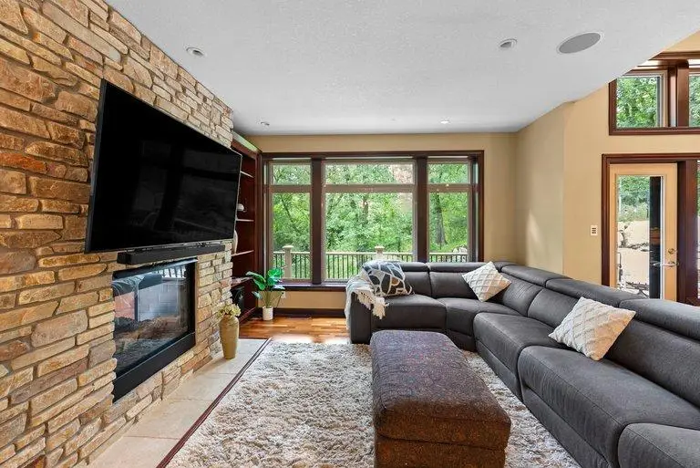 14708 Woodhaven Road, Minnetonka, MN 55345 - #2