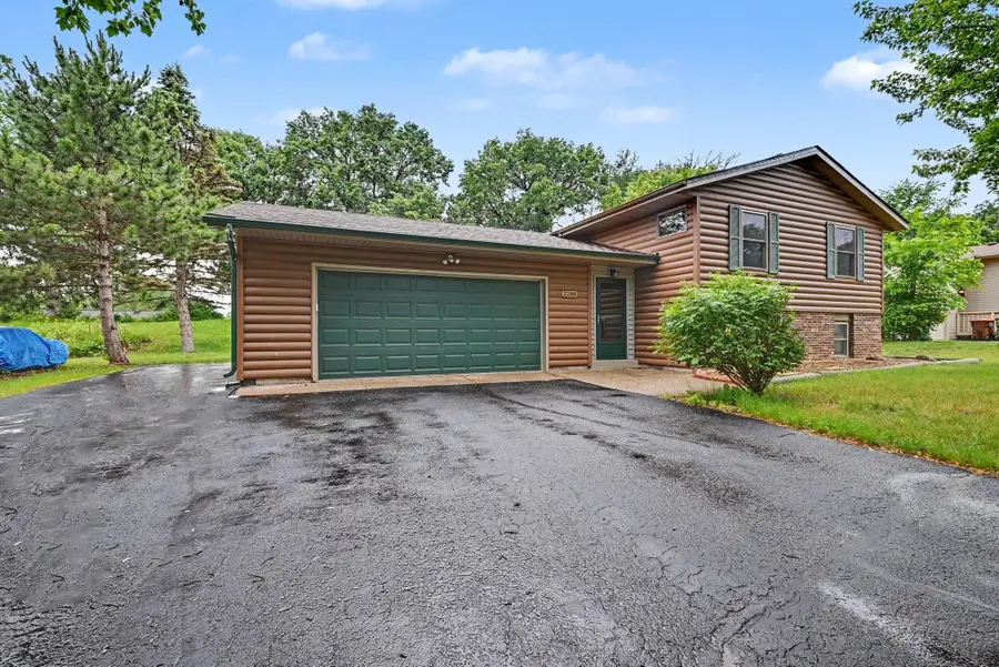 2288 Phylis Court E, Maplewood, MN 55119 - #3