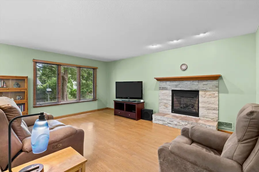917 Arbogast Street, Shoreview, MN 55126 - #3