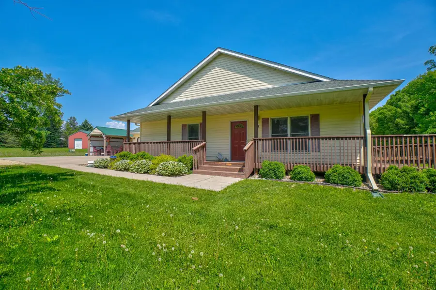 W5516 690th Avenue, Beldenville, WI 54003 - #3