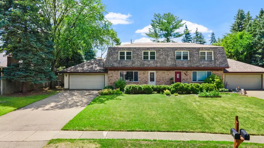 6117 W 105th Street, Bloomington, MN 55438 - #2