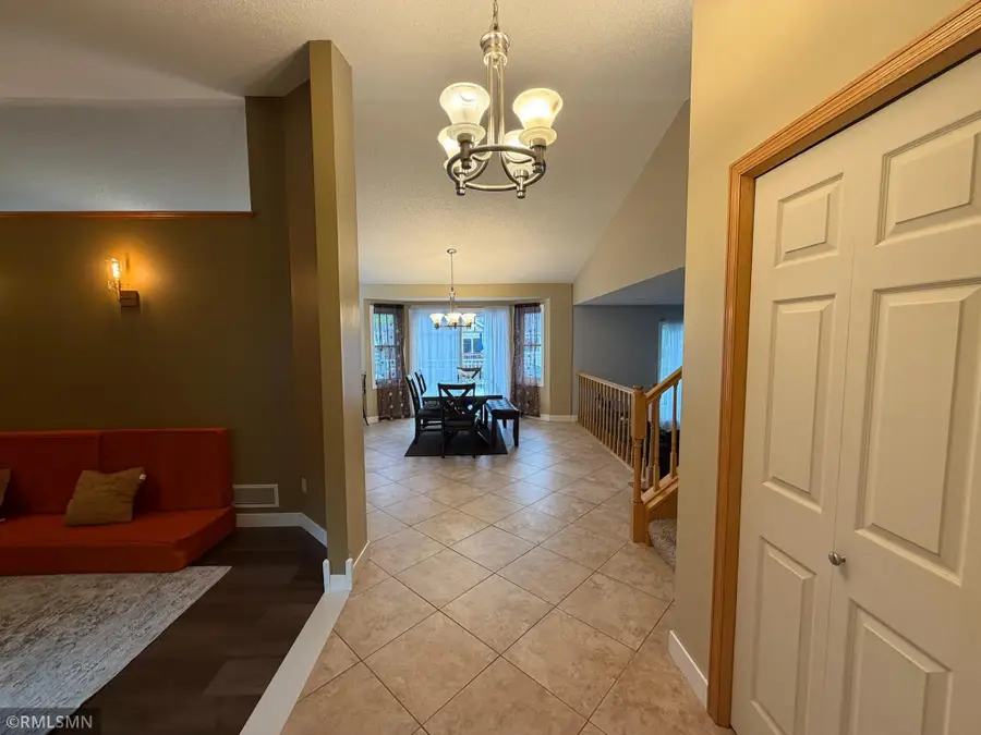 1521 Earle Way, Burnsville, MN 55306 - #2
