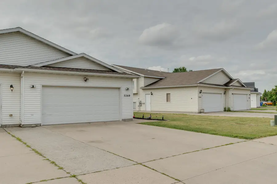 3260 35th Avenue S, Fargo, ND 58104 - #2