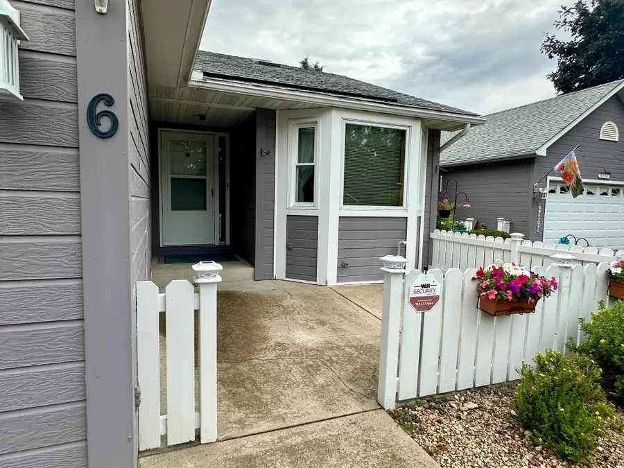 6 Oak Ridge Trail, Circle Pines, MN 55014 - #2