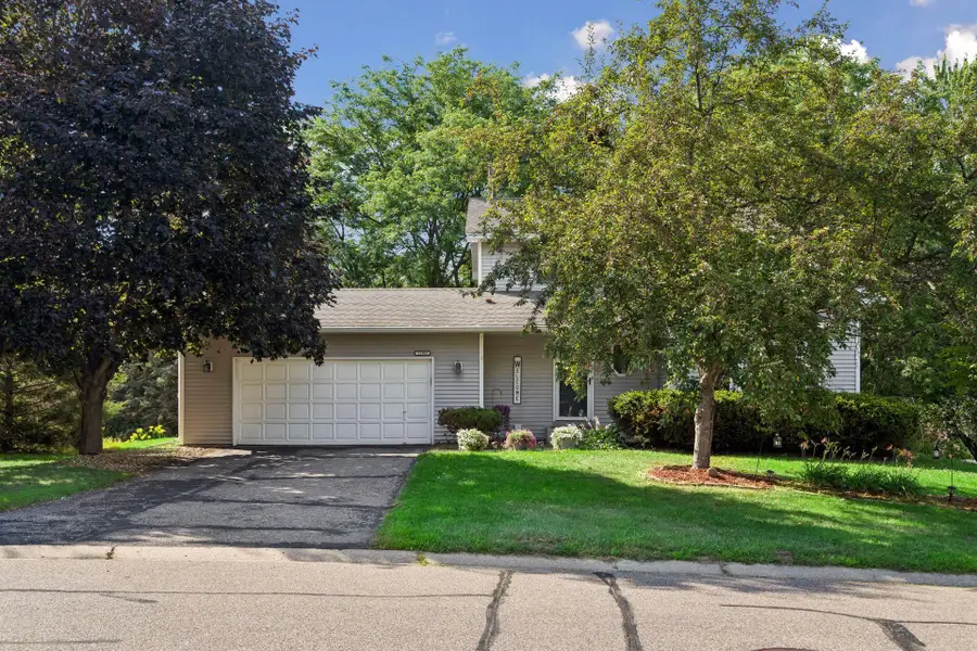 12904 Essex Way, Apple Valley, MN 55124 - #2
