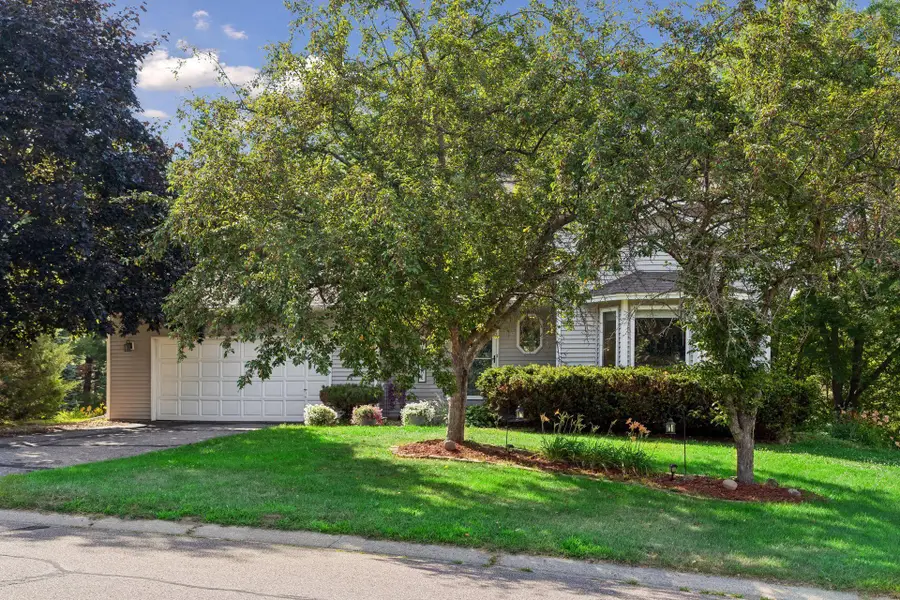 12904 Essex Way, Apple Valley, MN 55124 - #3