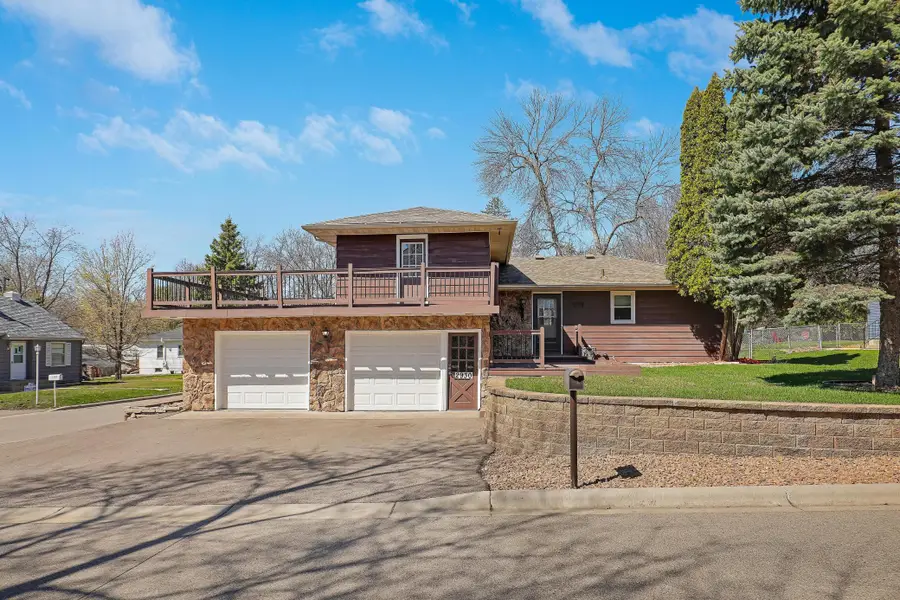 2930 Bay Street, Wayzata, MN 55391 - #2