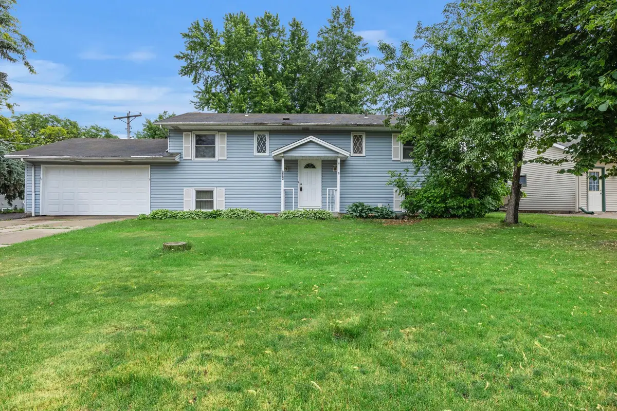 168 Linden Circle, Apple Valley, MN 55124 - #1