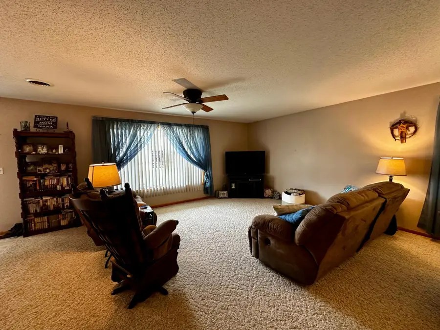 305 E Fillmore, Mabel, MN 55954 - #3